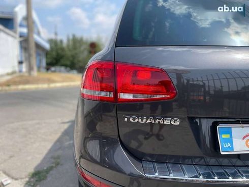 Volkswagen Touareg 2012 - фото 11