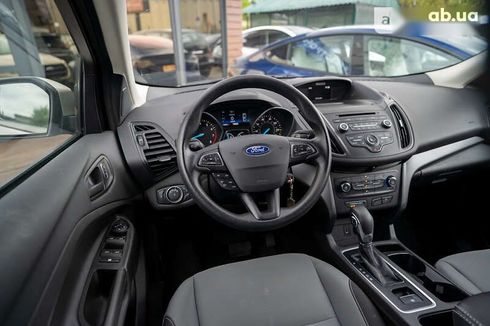 Ford Escape 2017 - фото 16