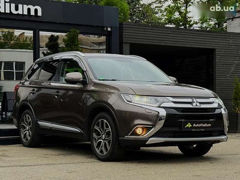 Mitsubishi Outlander 2015 - фото 3