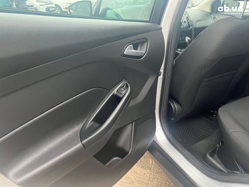 Ford Focus 2017 серый - фото 26