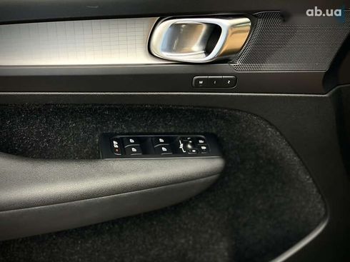 Volvo XC40 2020 - фото 11