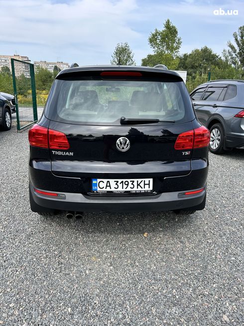 Volkswagen Tiguan 2015 черный - фото 2
