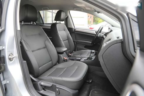 Volkswagen e-Golf 2015 - фото 8