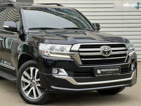Toyota Land Cruiser 2019 - фото 4
