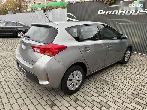 Toyota Auris 2014 - фото 24
