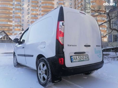 Renault Kangoo 2018 - фото 16