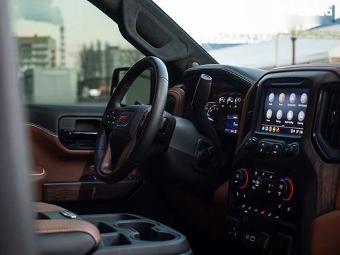 GMC Sierra 2021 - фото 18