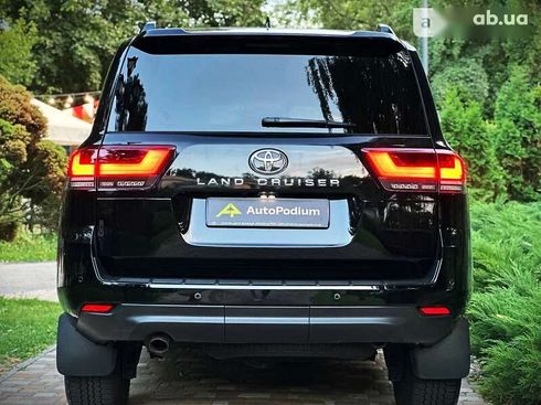 Toyota Land Cruiser 2022 - фото 16