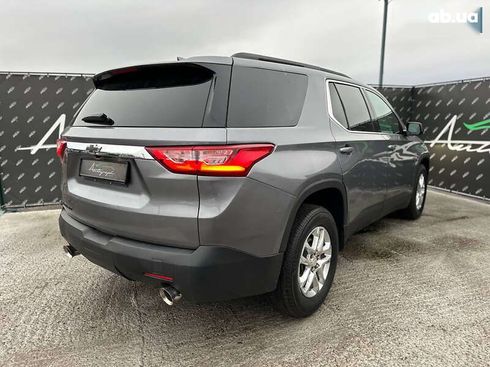 Chevrolet Traverse 2020 - фото 2