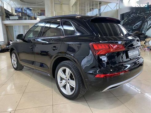 Audi Q5 2017 - фото 11