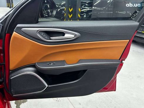Alfa Romeo Giulia 2020 - фото 15