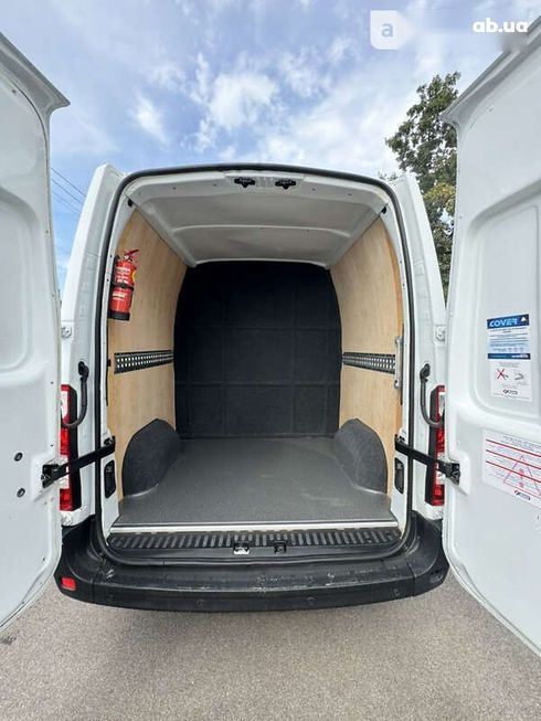 Renault Master 2017 - фото 13