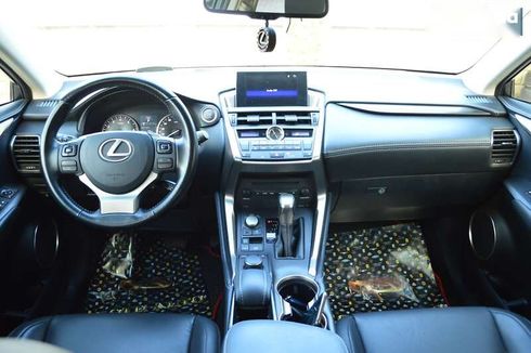 Lexus NX 2017 - фото 20