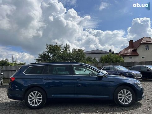 Volkswagen Passat 2022 - фото 9