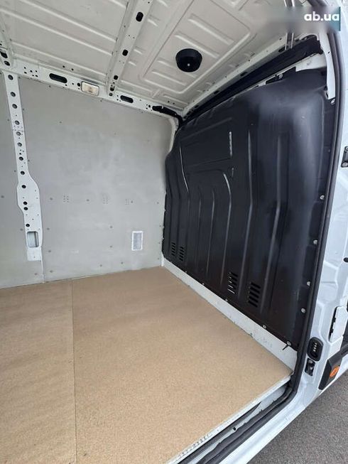 Renault Master 2018 - фото 30