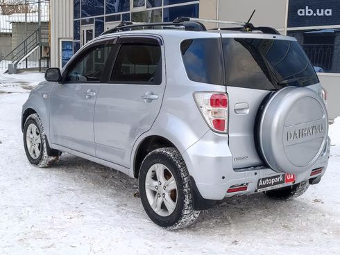 Daihatsu Terios 2011 серый - фото 7