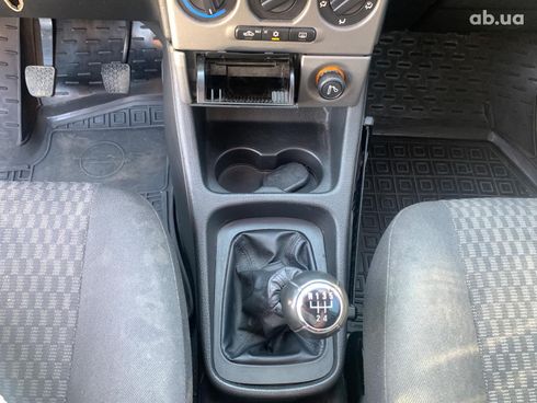 Opel Zafira 2003 серый - фото 30