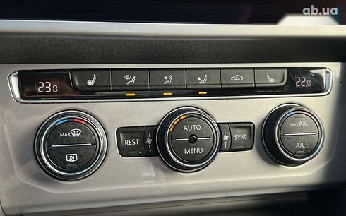 Volkswagen passat alltrack 2019 - фото 16