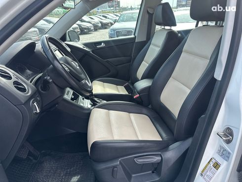 Volkswagen Tiguan 2016 белый - фото 17