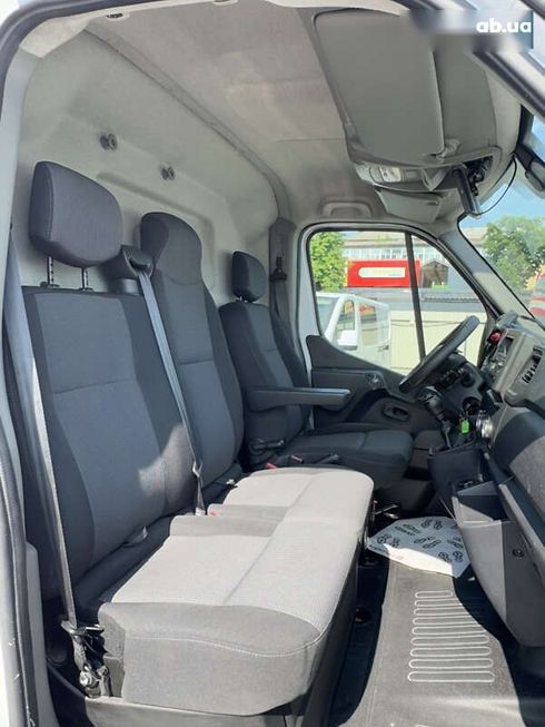 Renault Master 2021 - фото 26