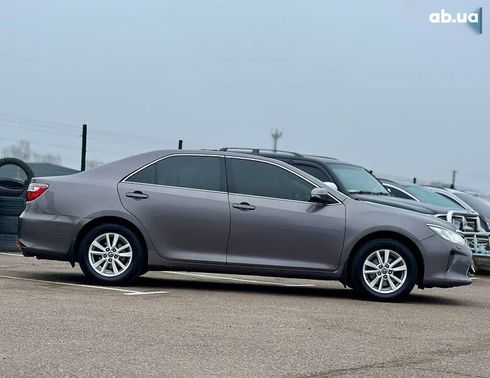 Toyota Camry 2017 - фото 5