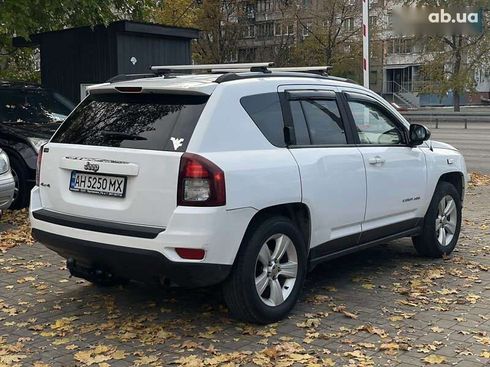 Jeep Compass 2016 - фото 9