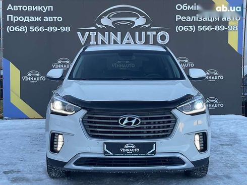 Hyundai Grand Santa Fe 2017 - фото 7