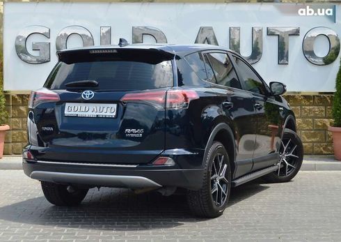 Toyota RAV4 2017 - фото 12