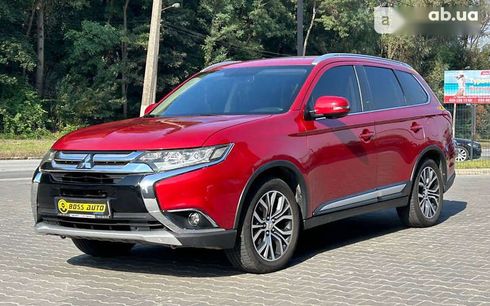 Mitsubishi Outlander 2017 - фото 3