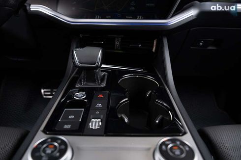 Volkswagen Touareg 2023 - фото 17