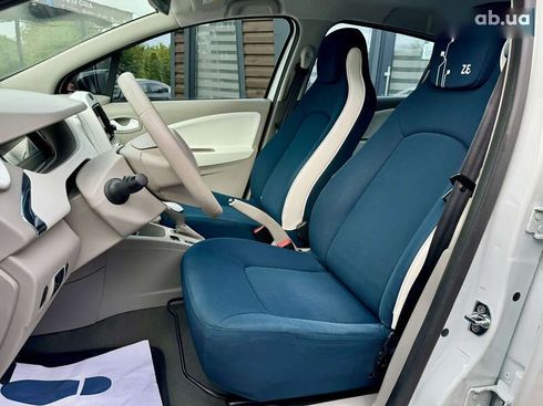Renault Zoe 2014 - фото 19