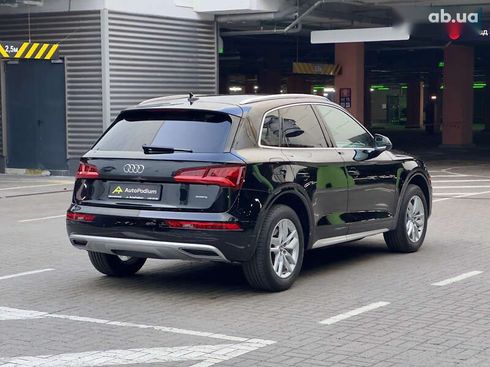 Audi Q5 2017 - фото 14
