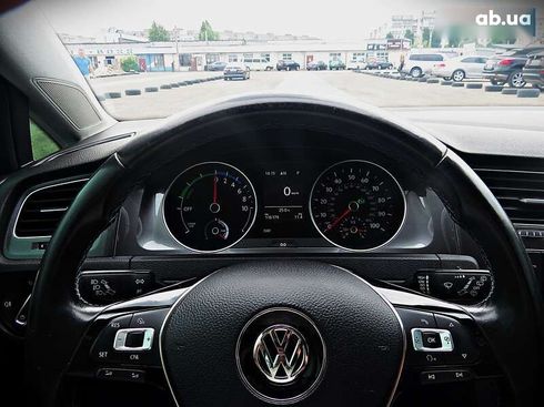 Volkswagen e-Golf 2014 - фото 10