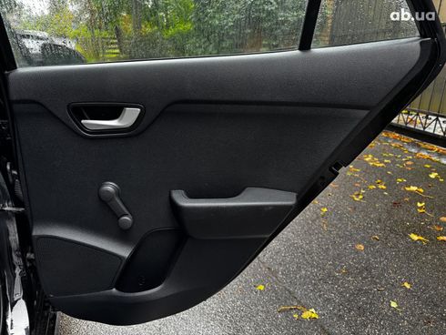 Kia Rio 2018 черный - фото 83