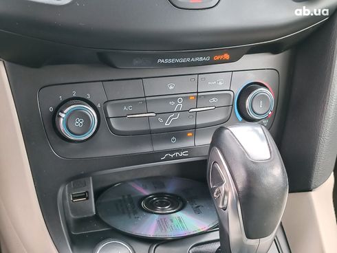 Ford Focus 2015 красный - фото 25