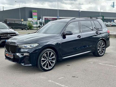 BMW X7 2021 - фото 21