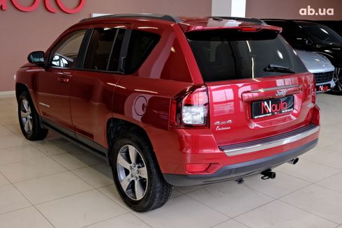 Jeep Compass 2017 красный - фото 4