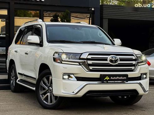 Toyota Land Cruiser 2017 - фото 7