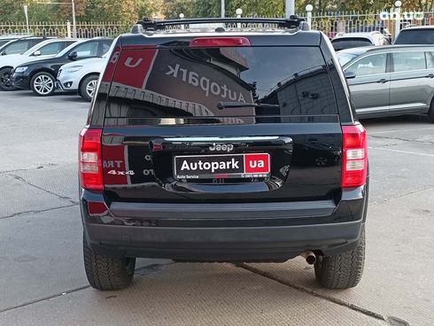 Jeep Patriot 2016 черный - фото 6