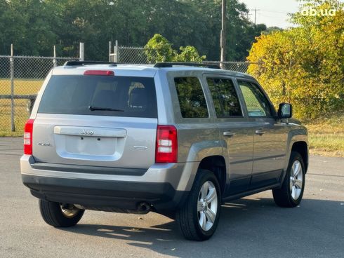 Jeep Patriot 2016 серебристый - фото 7