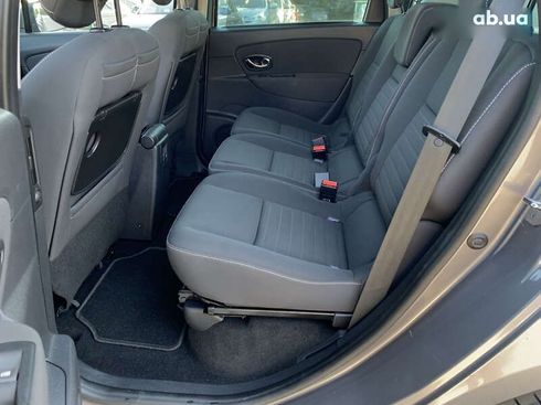 Renault Scenic 2015 - фото 28