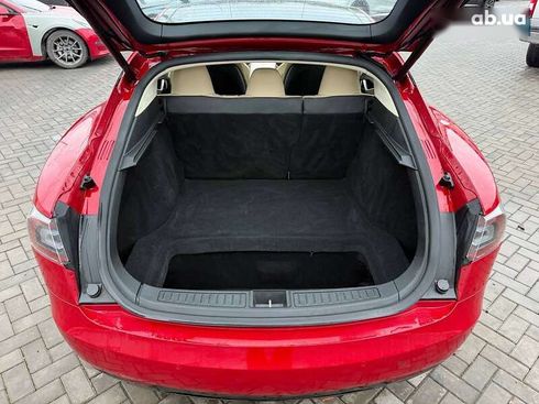 Tesla Model S 2016 - фото 11