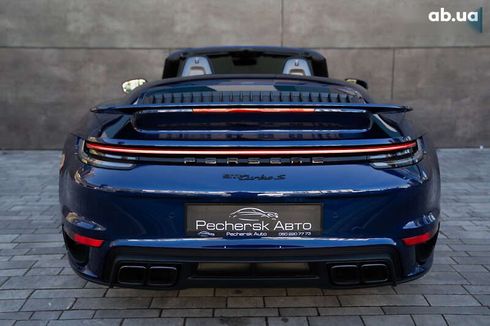 Porsche 911 2023 - фото 13