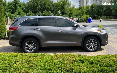 Toyota Highlander 2017 - фото 8