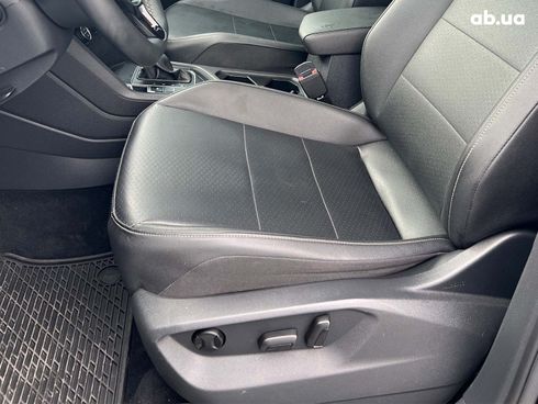 Volkswagen Tiguan 2019 черный - фото 11