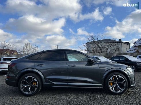 Audi Q4 Sportback e-tron 2023 - фото 9