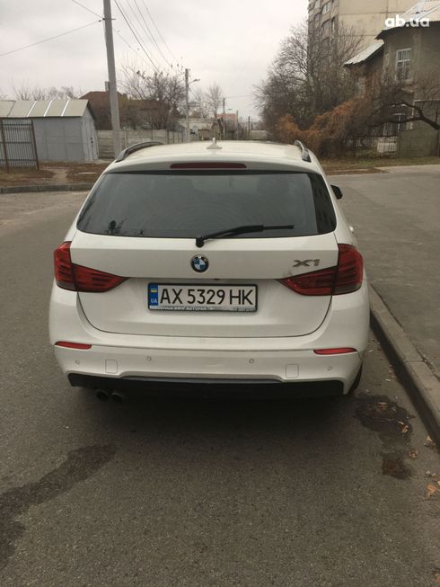 BMW X1 2012 белый - фото 6