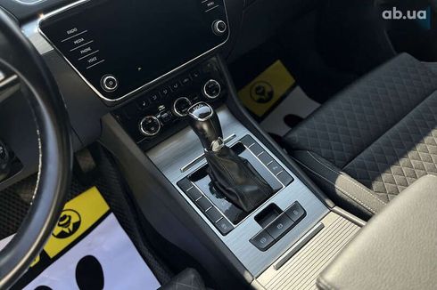 Skoda Superb 2020 - фото 23