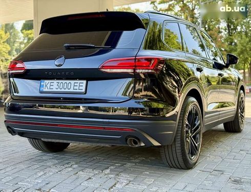 Volkswagen Touareg 2021 - фото 14