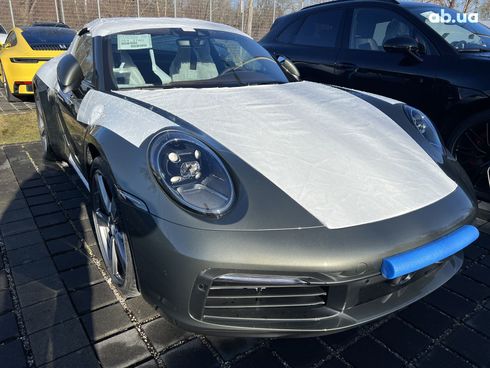 Porsche 911 Targa 4 GTS 2024 - фото 3